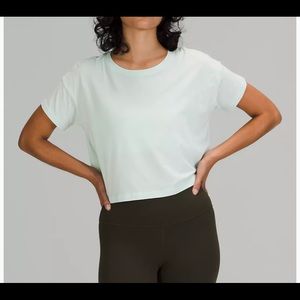 Lululemon Cropped Tee